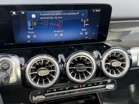 Used 2024 Mercedes-Benz GLB 35 AMG 4MATIC image 21