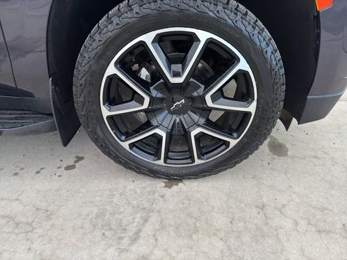 Used 2022 Chevrolet Tahoe RST w/ Luxury Package image 25