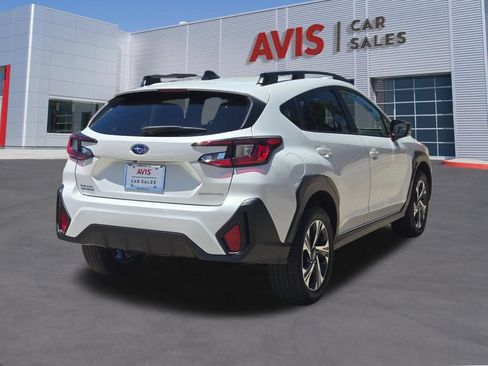 Used 2025 Subaru Crosstrek 2.5i Premium AWD/4WD image 6