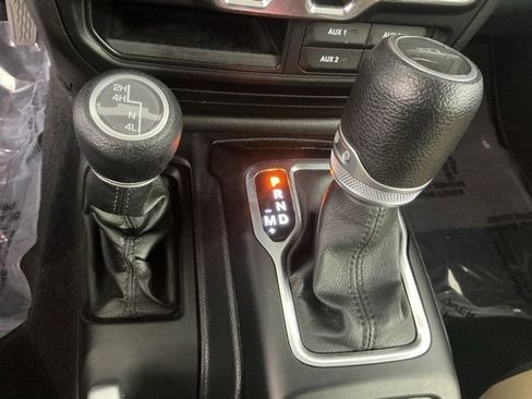 Used 2020 Jeep Gladiator Sport w/ Quick Order Package 24S image 30