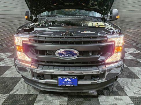 Used 2021 Ford F550 XL 4WD DRW Regular Cab Dually image 33