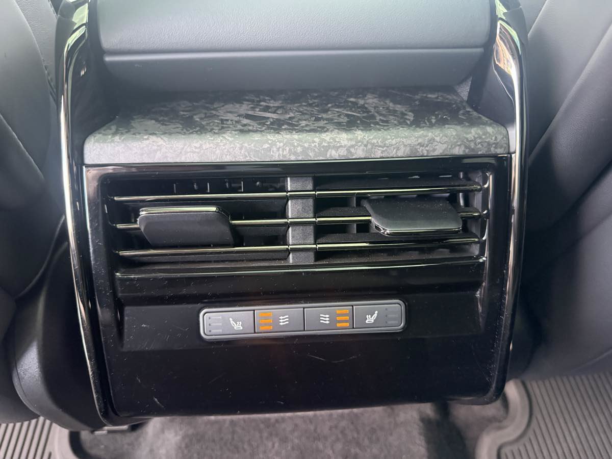 Used 2023 Land Rover Range Rover Sport SE Dynamic AWD/4WD image 14