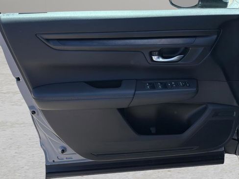 Used 2024 Honda CR-V EX image 10