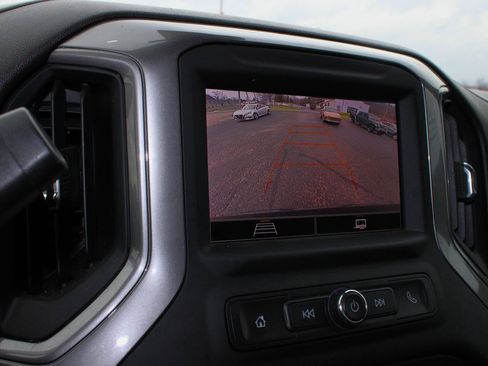 Used 2023 Chevrolet Silverado 1500 Custom image 31