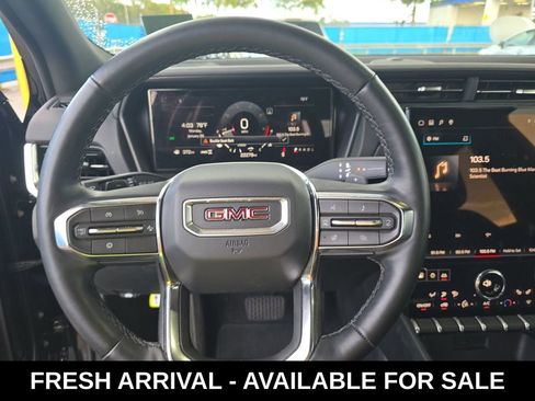 Used 2025 GMC Terrain Elevation image 10