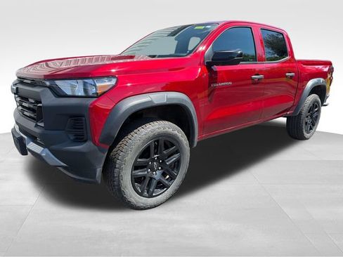 Used 2024 Chevrolet Colorado Trail Boss w/ Advanced Trailering Package AWD/4WD image 1