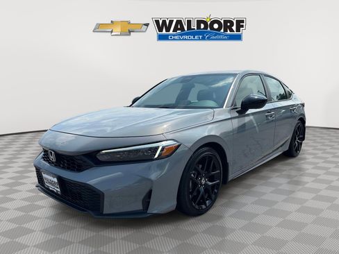 Used 2025 Honda Civic Sport image 3