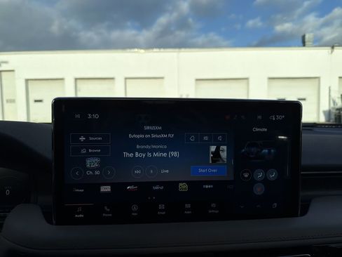 Certified 2023 Lincoln Nautilus Reserve w/ Equipment Group 201A image 23