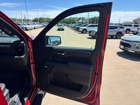 Used 2025 GMC Sierra 1500 AT4 w/ AT4 Premium Package AWD/4WD image 20