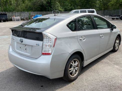 Used 2010 Toyota Prius Five image 4