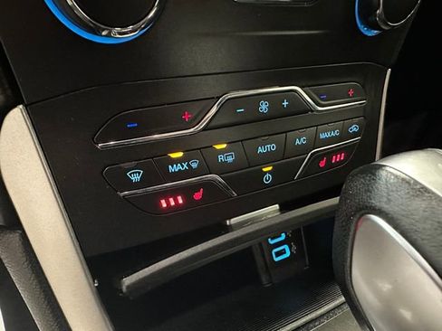 Used 2016 Ford Edge SEL w/ Equipment Group 201A image 11