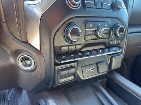 Used 2020 Chevrolet Silverado 1500 LTZ w/ LTZ Plus Package image 26