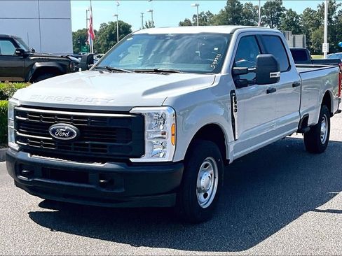 New 2025 Ford F350 XL RWD image 2