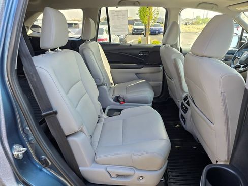 Used 2019 Honda Pilot Touring image 15