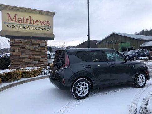 Used 2024 Kia Soul LX w/ Option Group 015 image 5