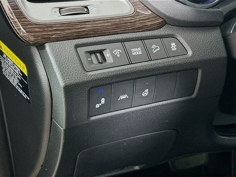 Used 2017 Hyundai Santa Fe Sport w/ 2.0T Ultimate Tech Package 05 image 17