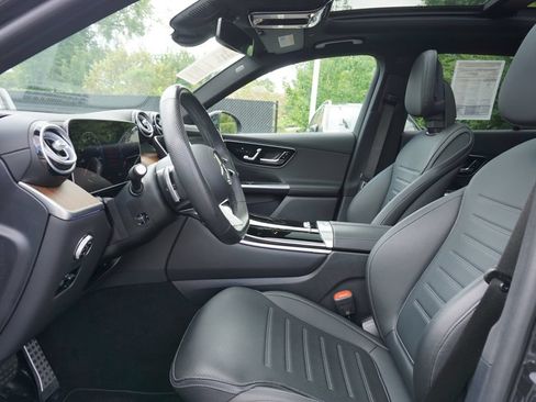 Certified 2025 Mercedes-Benz GLC 300 4MATIC image 11