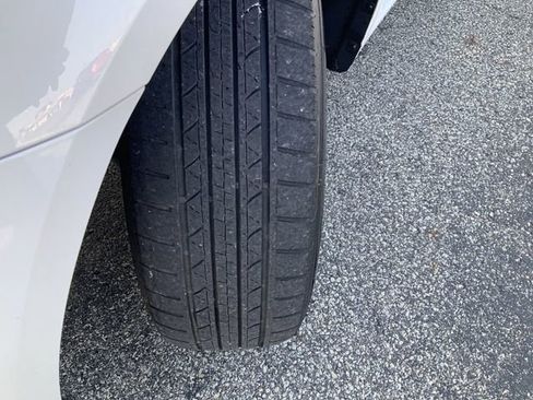 Used 2015 Chevrolet Sonic LT image 11