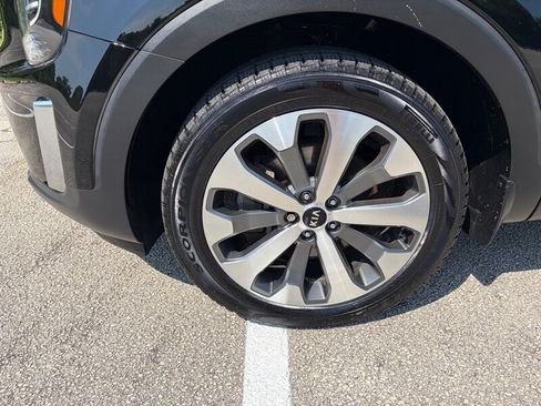 Used 2020 Kia Telluride S FWD image 29