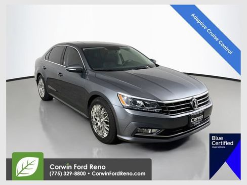 Used 2018 Volkswagen Passat 2.0T SE FWD image 1