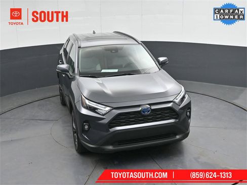 Used 2023 Toyota RAV4 XLE Premium image 53