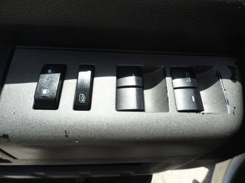 Used 2011 Ford F250 Lariat w/ Lariat Interior Pkg AWD/4WD image 24