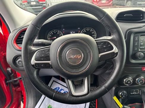 Used 2017 Jeep Renegade Trailhawk image 17