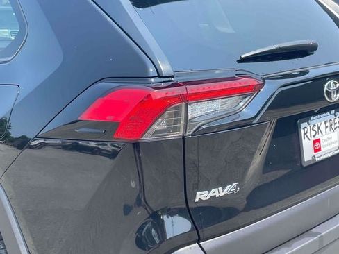 Certified 2025 Toyota RAV4 XLE AWD/4WD image 13