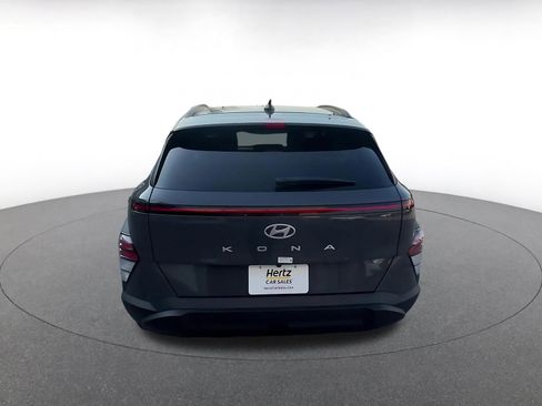 Used 2025 Hyundai Kona SEL image 12