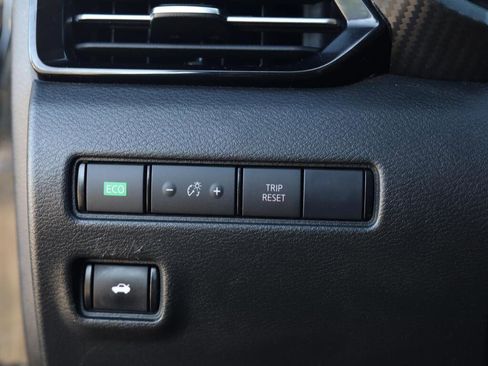 Used 2020 Nissan Sentra S image 14