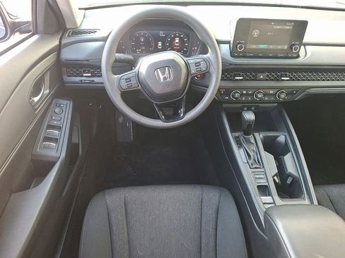 Used 2025 Honda Accord SE image 12