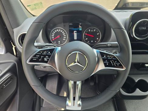 New 2026 Mercedes-Benz Sprinter 2500 image 37
