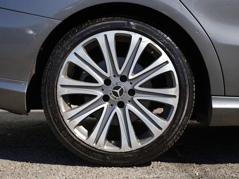 Used 2018 Mercedes-Benz CLA 250 4MATIC image 11