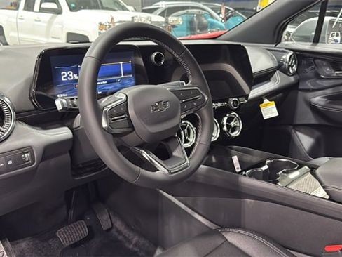 New 2026 Chevrolet Blazer EV LT image 8