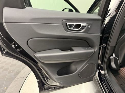 Certified 2023 Volvo XC60 B5 Plus w/ Climate Package image 23