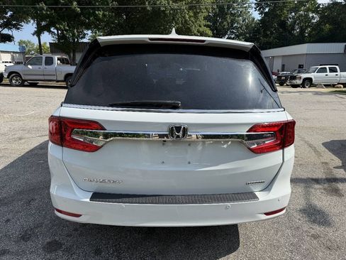 Used 2024 Honda Odyssey Sport image 6