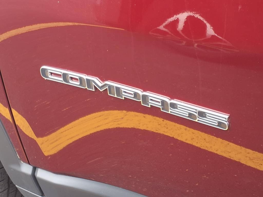 Used 2022 Jeep Compass Latitude w/ Convenience Group AWD/4WD image 33