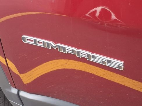 Used 2022 Jeep Compass Latitude w/ Convenience Group image 33