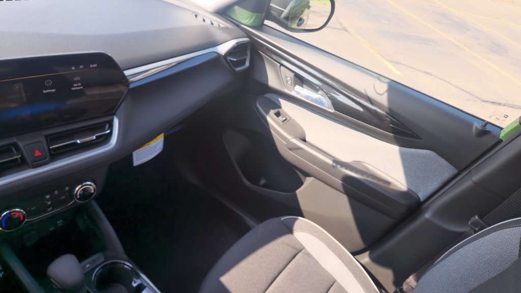 New 2026 Chevrolet TrailBlazer LS FWD image 23