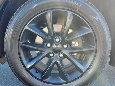 Used 2018 Dodge Durango R/T w/ Blacktop Package image 10