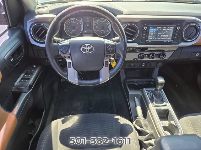 Used 2018 Toyota Tacoma SR5 RWD image 13