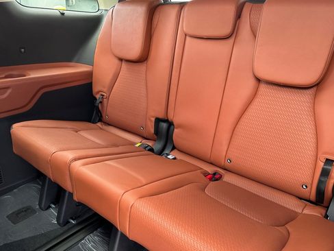 New 2026 Kia Carnival SX Prestige FWD image 15