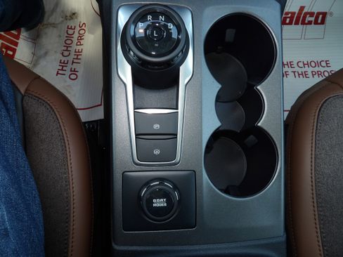 Used 2025 Ford Bronco Sport Outer Banks w/ Outer Banks Tech Package+ image 17