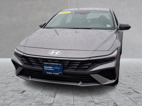 Certified 2025 Hyundai Elantra Sport w/ Cargo Package FWD image 5