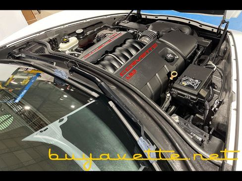Used 2009 Chevrolet Corvette Coupe w/ Roof Package RWD image 25