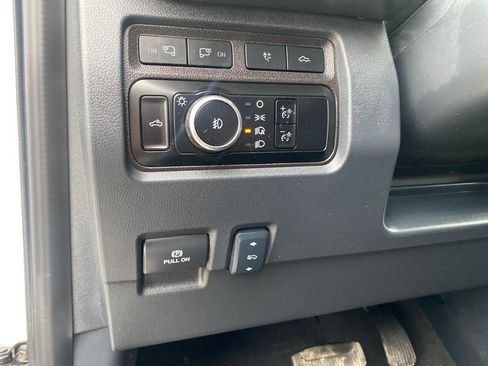 Used 2024 Ford F250 Platinum w/ FX4 Off-Road Package image 41