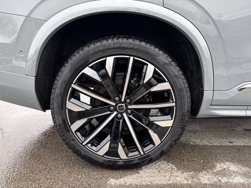 Certified 2026 Volvo XC90 B6 Plus w/ Protection Package Premier AWD/4WD image 37