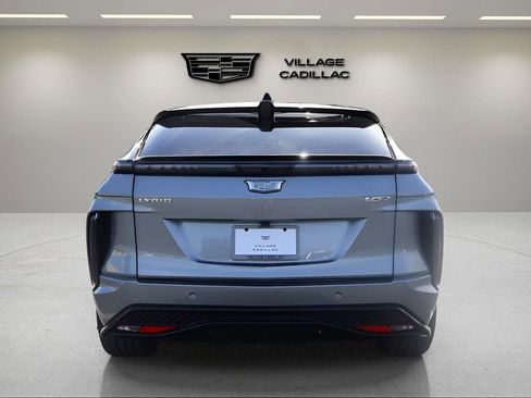 New 2026 Cadillac Lyriq V image 4
