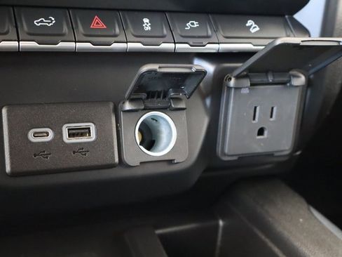 Used 2022 GMC Sierra 2500 Denali image 41