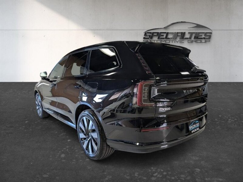 Used 2025 Volvo EX90 Plus AWD/4WD image 8
